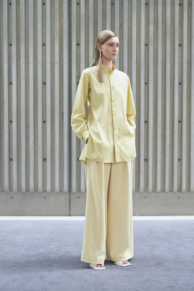 Look 23